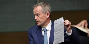 Bill Shorten proves he is not a dual citizen,calls for truce in document wars 
