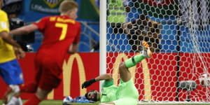 Belgium hold off Brazil,reach semi-finals