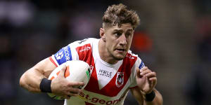 Zac Lomax will leave the Dragons by the end of the season at the latest.