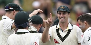Second Test LIVE:Australia trail New Zealand by just 38 after day 1