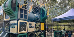Koala Tavern in Capalaba has an enclosed playground in the beer garden that can be viewed from the indoor bistro as well.
