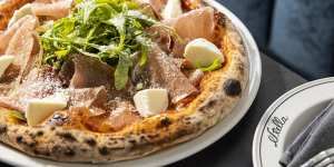 San Daniele pizza topped with prosciutto,fresh buffalo mozzarella and rocket.