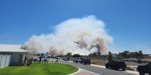 Bushfire downgraded as threat to Australind homes reduced