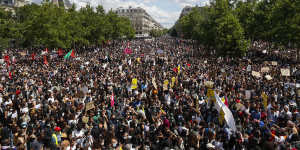 Thousands of anti-racism protesters in Paris on Saturday,June 13. 