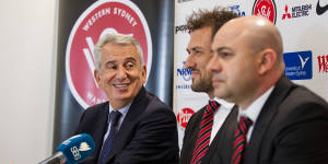 Chairman Paul Lederer,left,with Western Sydney Wanderers’ inaugural head coach Tony Popovic and CEO John Tsatsimas.