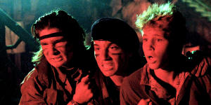 Corey Feldman,Corey Haim and Jamison Newlander in The Lost Boys.