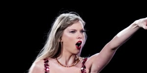 If Taylor Swift goes to the Super Bowl,will she be able to kick the jet lag before touring Australia?