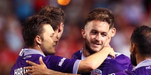 Perth Glory trounce Adelaide United in A-League thrashing