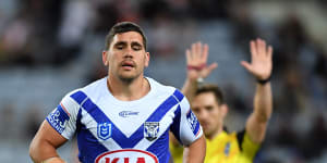 Bulldogs consider fighting Smith late hit charge