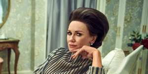 Naomi Watts as Babe Paley in Feud:Capote Vs the Swans.