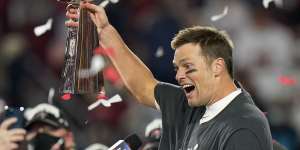 Tom Brady wins Super Bowl No.7,Buccaneers beat Chiefs 31-9