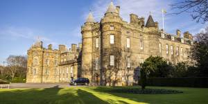 The Royal Mile trail starts at Holyroodhouse House.