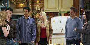 A scene from the final Friends episode,which aired on January 23,2004.