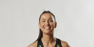 'I would have regretted it the rest of my life':Kelly Altmann trades classroom for Super Netball