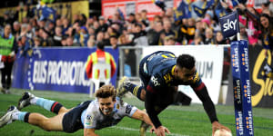 Dirty dozen:Tahs crash to record-equalling 12th loss,Brumbies salvage pride