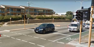 Pedestrians fear someone will be hurt at'dangerous intersection'in Perth's north