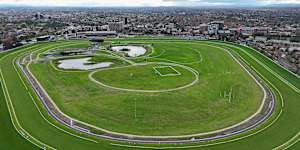 The Melbourne Demons are eyeing a potential move to Caulfield Racecourse.