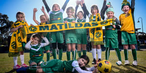 Young players from the East Bentleigh soccer club are barracking for the Matildas.