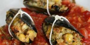 Roast Mussels With Chickpeas