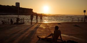 SMH NEWS. Morning sunrise,hot weather,Clovelly March 14,2025. Photo:Max Mason-Hubers