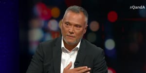 Lyons told colleagues Stan Grant was “hung out to dry” by ABC management. 