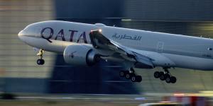 Twelve people injured after Qatar Airways plane hits severe turbulence