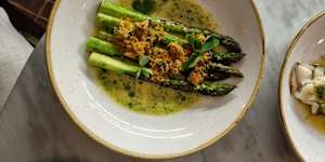Asparagus with mussel beurre blanc.
