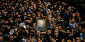 Thousands of mourners turned out across Iran and Iraq to lament the death of Iranian general Qassem Soleimani.