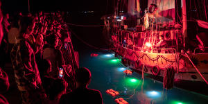 One of the multimedia performances on board the Arka Kinari. 