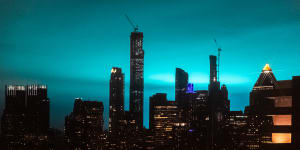 Night sky turns blue in New York as power station fire erupts