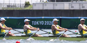 Australian foursome powers to final on Tokyo water