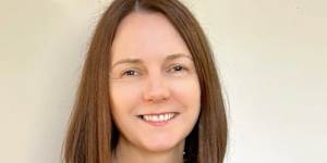 Former Woolworths senior executive Jane Frewen is suing the supermarket giant.