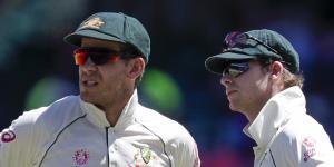 Tim Paine has thrown his support behind Steve Smith returning to the Test captaincy.