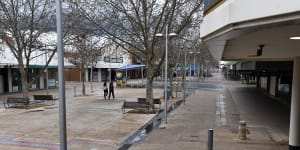 Shepparton’s Maude Mall is virtually deserted as locals stay home. 