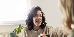 Friends are now opening joint bank accounts. There are risks,but Stephanie has found reward