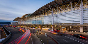 It's worth arriving early at San Francisco's airport. 