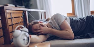 As a parent with two little kids and two businesses,a consistent morning routine seems like an impossible feat. Hitting the snooze button is far more realistic.