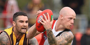 Dash and carry:St Kilda's Zak Jones.