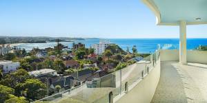 Couple splashes $5.5m on unrenovated Manly unit