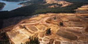 WA government to keep Alcoa mining until environmental watchdog’s judgement