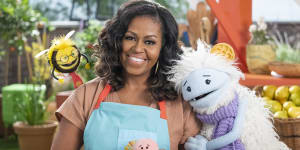 Knitting a jumper for Obama,Michelle contemplates retirement