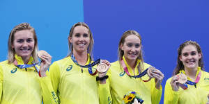 Australia’s women’s 4x200m freestyle relay team won a bronze medal at the Tokyo Olympics behind China,who broke the world record.