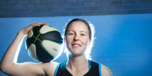 Canberra Capitals guard writes victory lyrics for WNBL title bid