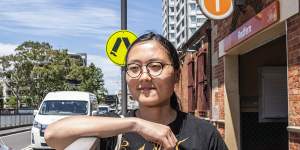 Wendy Xin says she blames the state government,not the unions,for the delays.