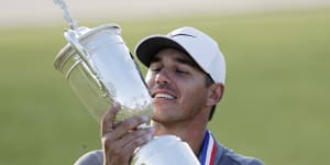 Koepka wins first back-to-back titles at US Open in decades