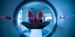 Queensland Diagnostic Imaging,a subsidiary of health giant Healius,has been taken to court by the Medicare watchdog.