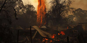 The fire that tore threw Dargan,west of Bell,in the Blue Mountains 