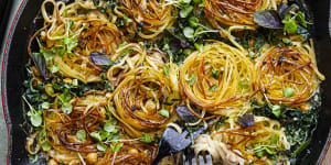 Crispy pasta nests with chickpeas and kale.