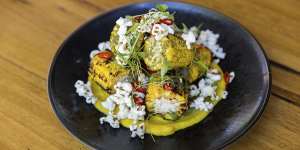 Grilled sweetcorn with corn puree and popcorn.