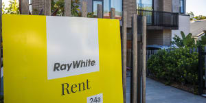 ** FOR USE IN PROPERTY SECTION** For rent For lease sign Generic Queensland,Brisbane. 23rd April 2020.A home for rent at Holland Park West. photo:Glenn Hunt
